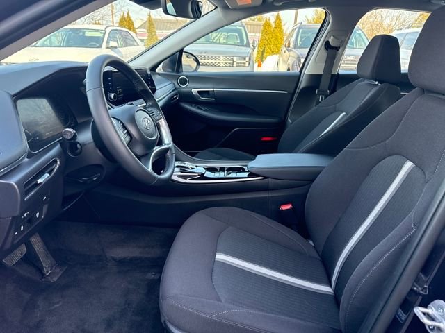 Certified 2023 Hyundai Sonata SEL w/ Convenience Package image 9