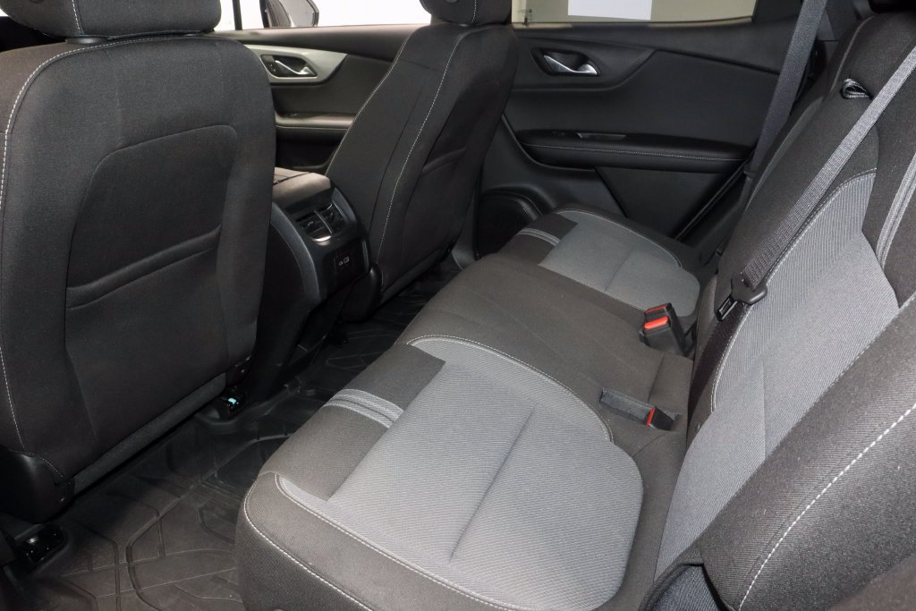 Used 2024 Chevrolet Blazer LT w/ Convenience Package FWD image 21