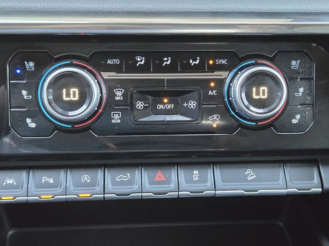 Used 2023 GMC Sierra 1500 AT4 w/ AT4 Premium Package image 19