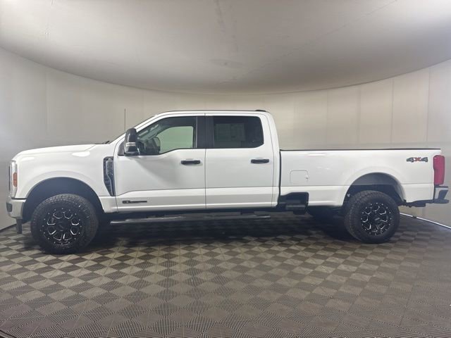 Used 2025 Ford F350 XL w/ XL Chrome Package image 7