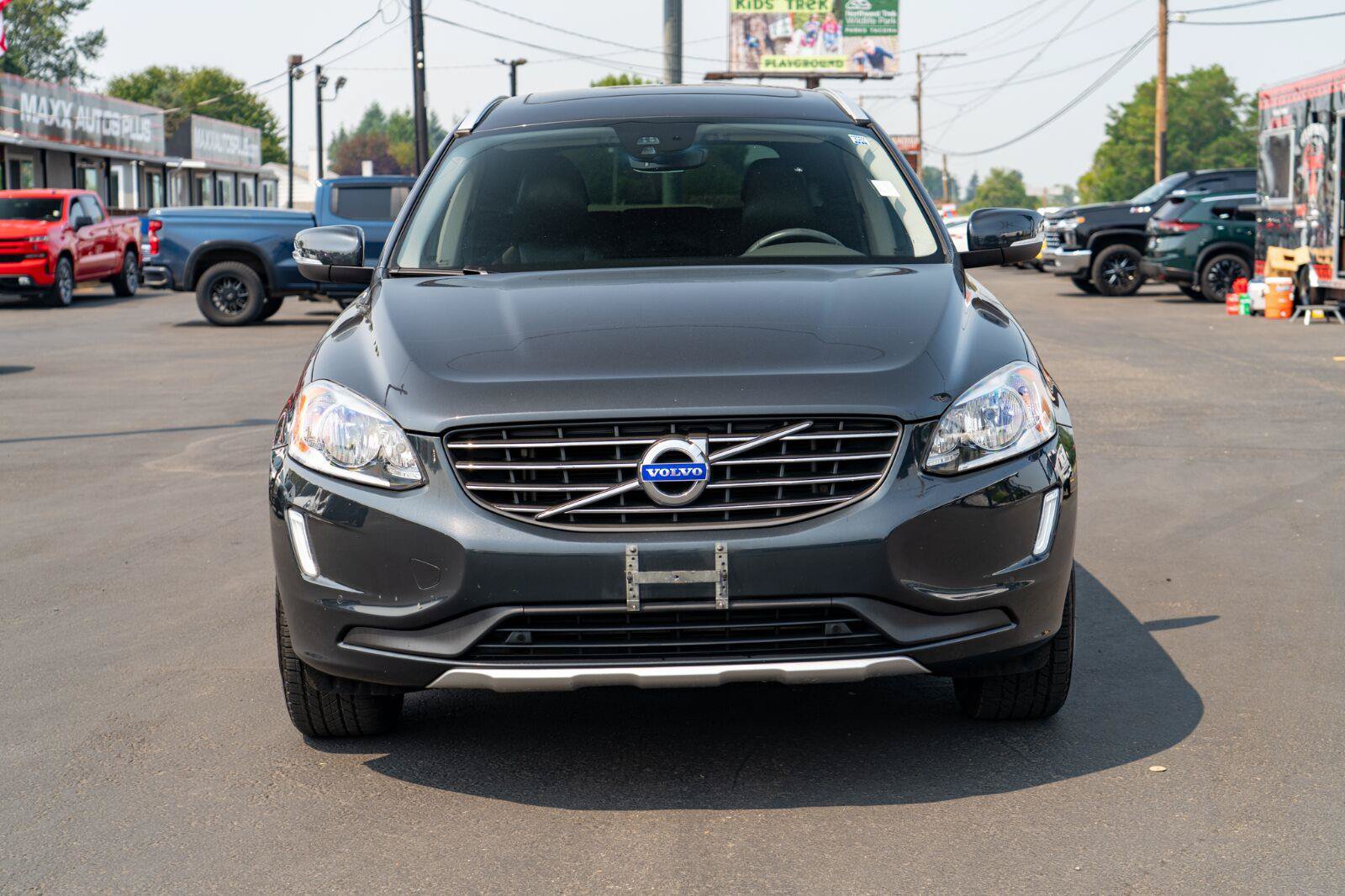 Used 2015 Volvo XC60 T5 AWD/4WD image 3