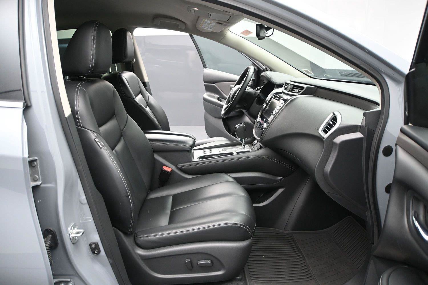 Certified 2023 Nissan Murano SV w/ SV Midnight Edition Package AWD/4WD image 17