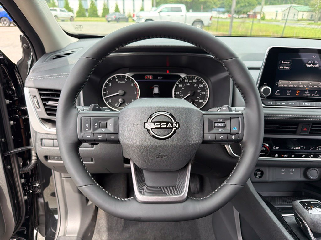 New 2026 Nissan Rogue Dark Armor AWD/4WD image 13