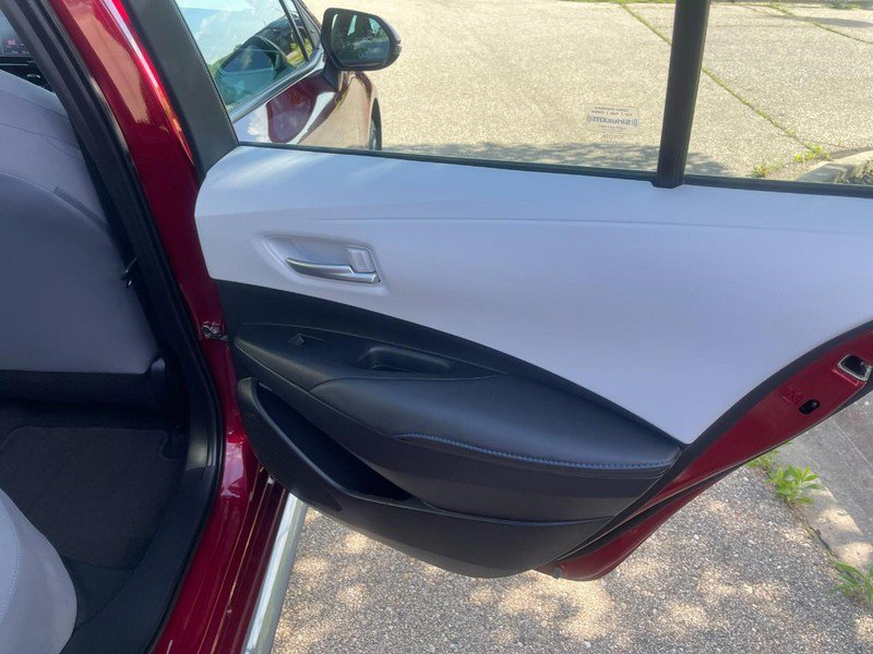 Used 2022 Toyota Corolla SE w/ Carpet Mat Package (TMS) FWD image 14