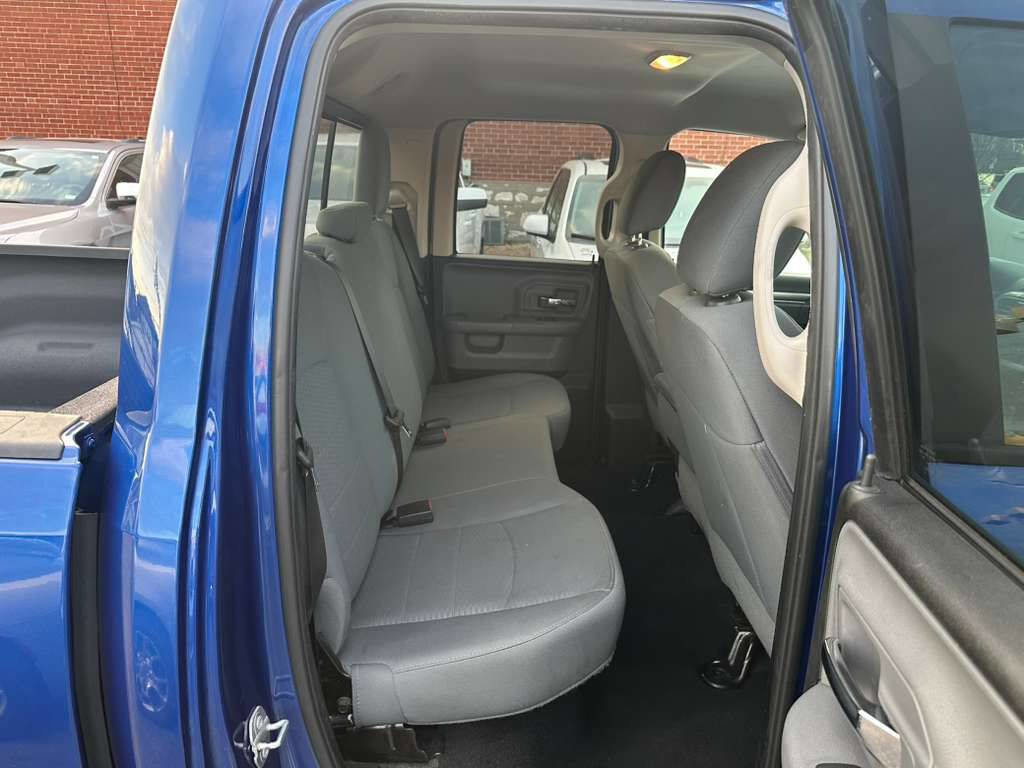 Used 2017 RAM 1500 Classic SLT AWD/4WD image 20