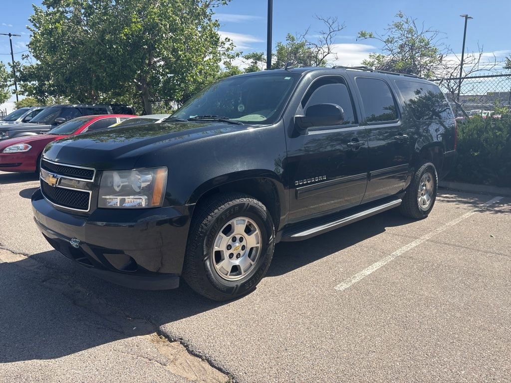 Used 2011 Chevrolet Suburban LS RWD image 5