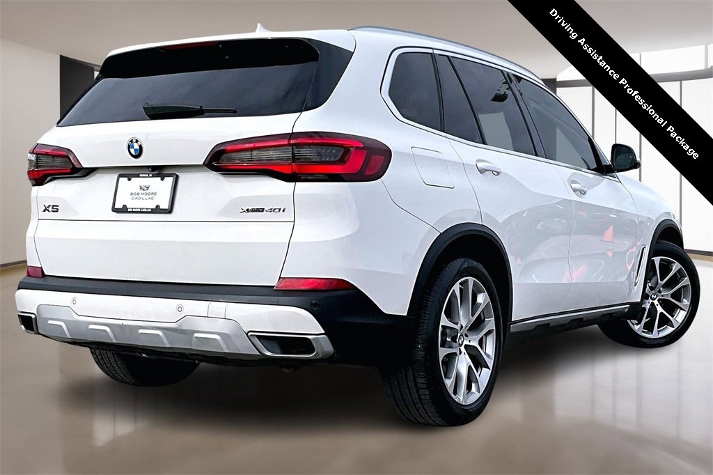 Used 2021 BMW X5 xDrive40i w/ Premium Package image 2