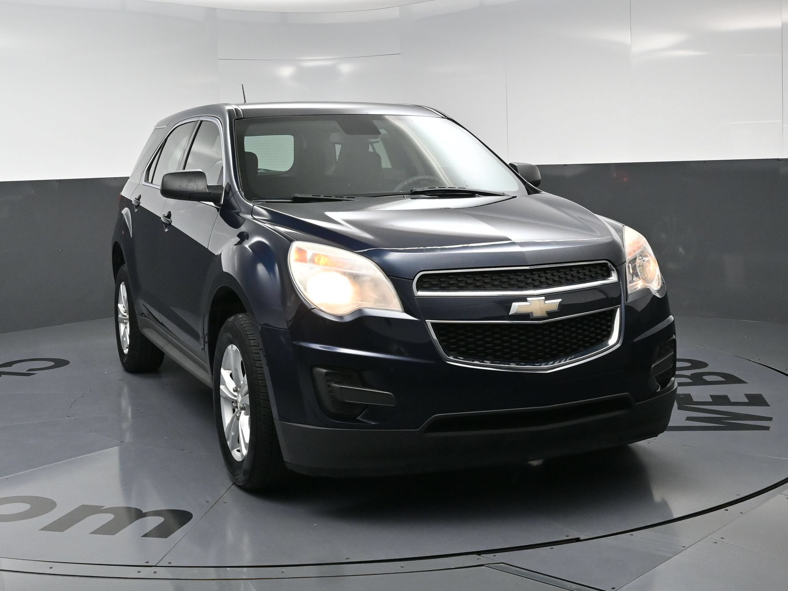 Used 2015 Chevrolet Equinox LS FWD image 3