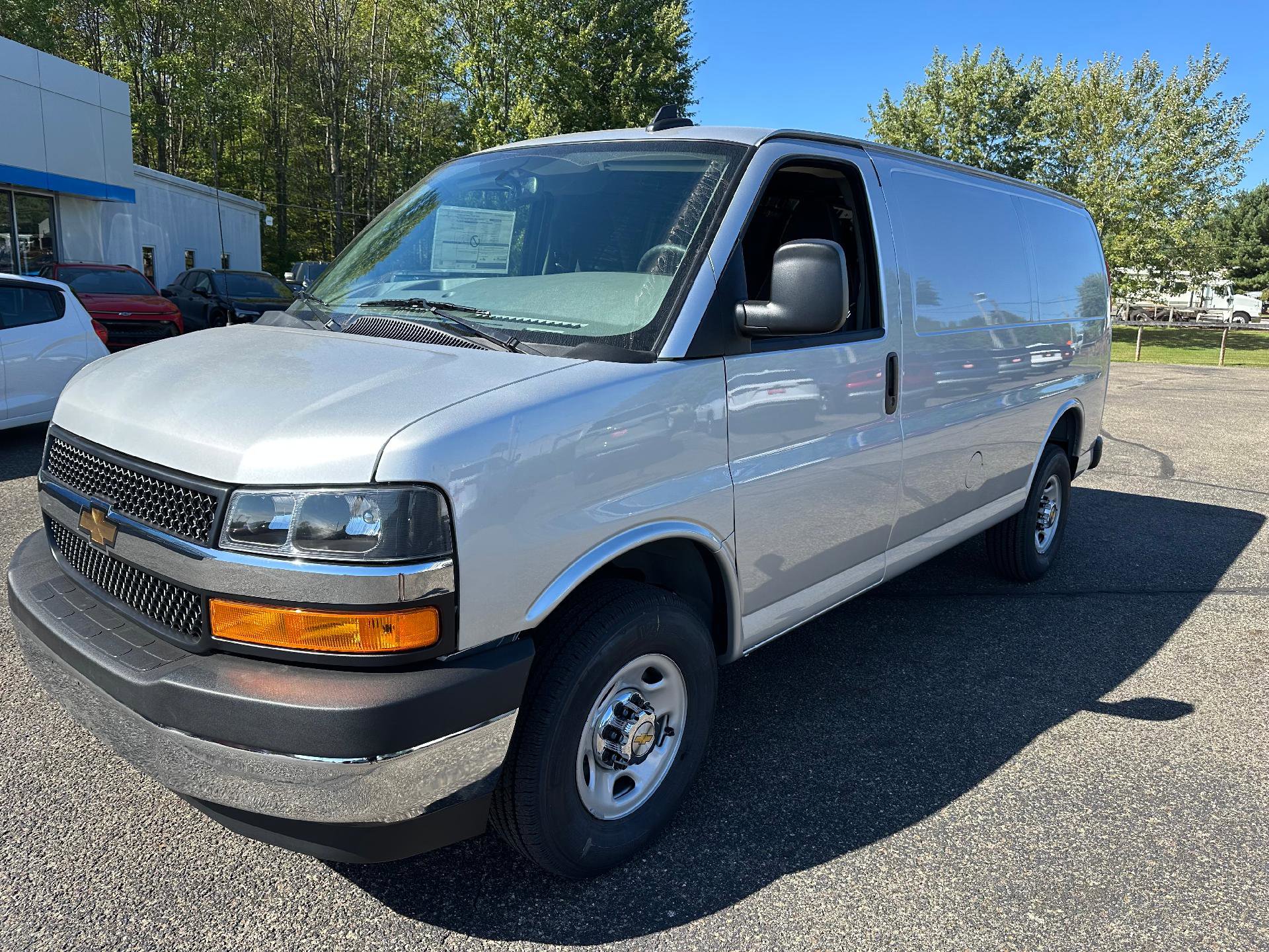 New 2025 Chevrolet Express 2500 w/ Enhanced Convenience Package