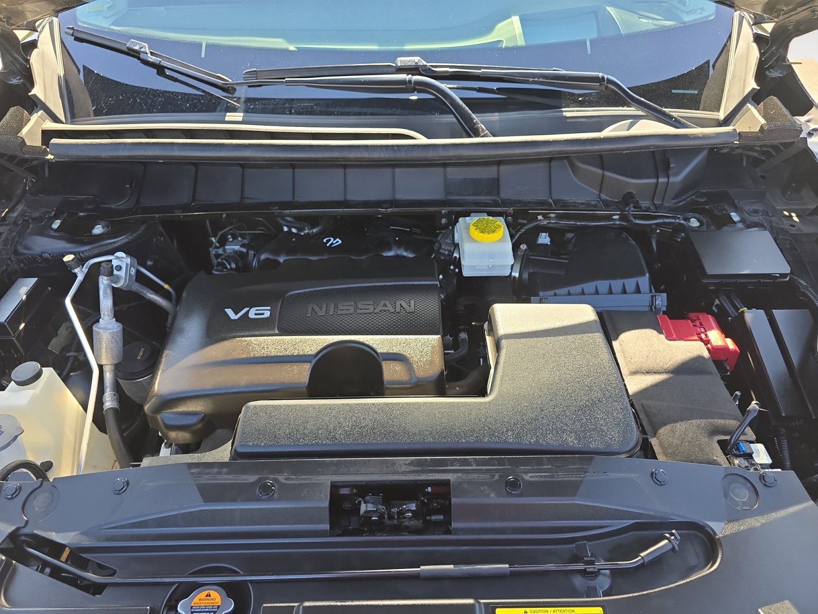 Used 2024 Nissan Pathfinder Platinum image 32