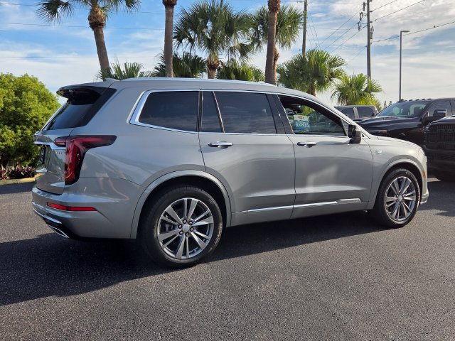 Used 2024 Cadillac XT6 Premium Luxury FWD image 7
