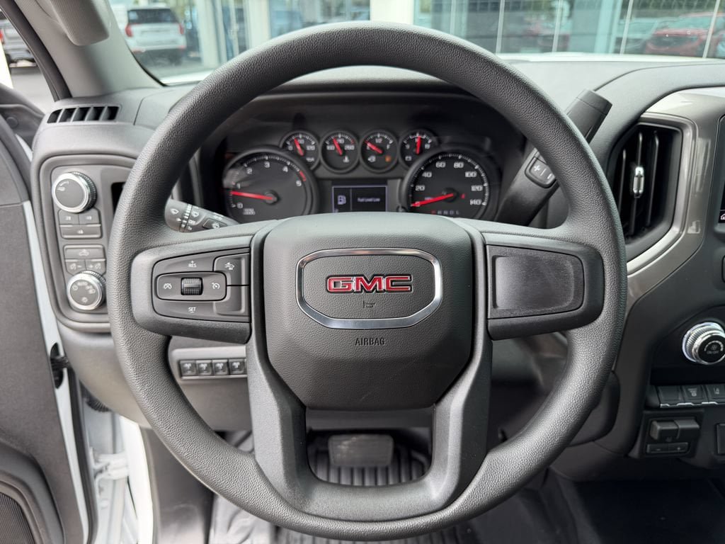 New 2026 GMC Sierra 3500 Pro AWD/4WD image 32