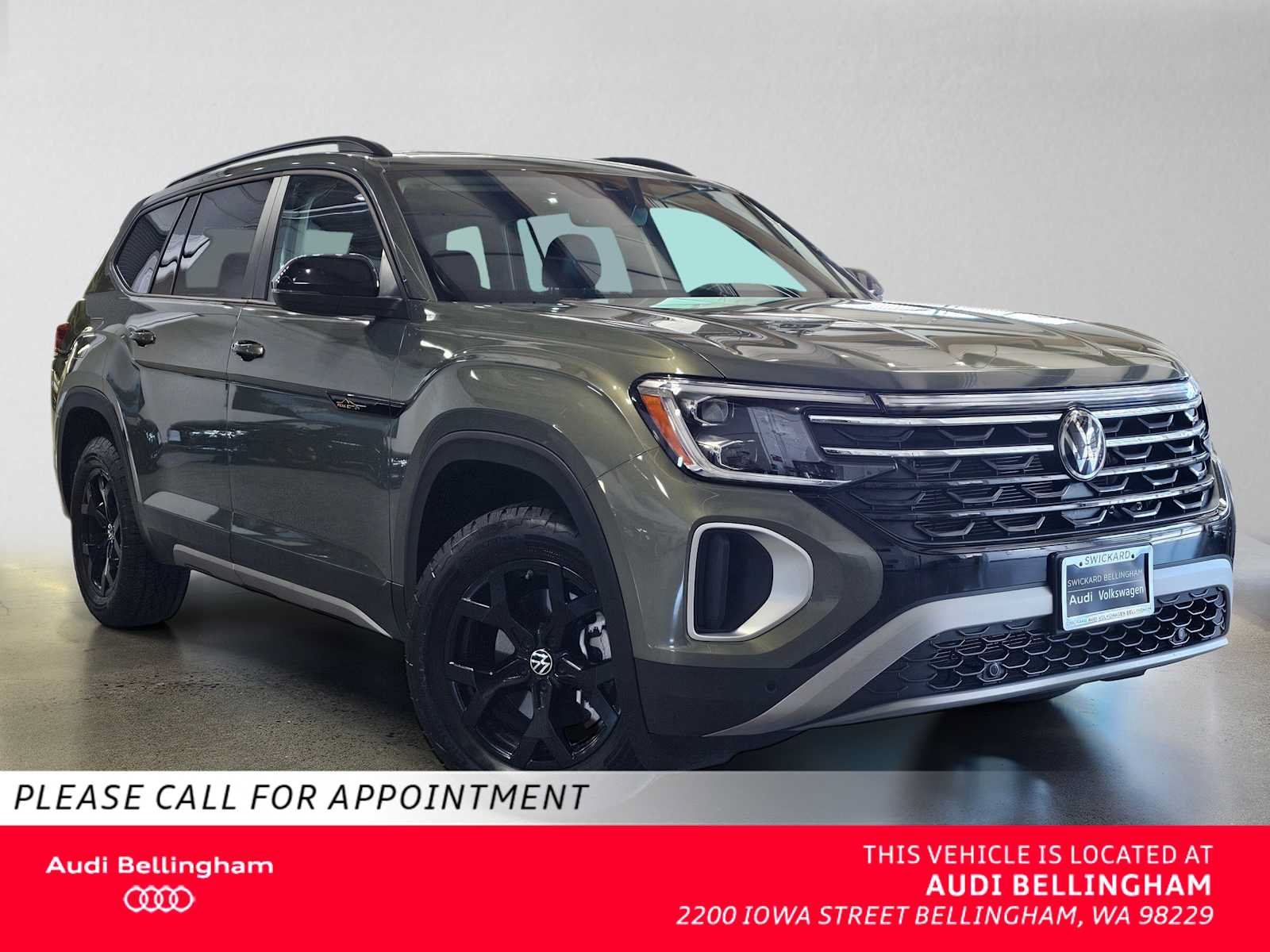 Used 2026 Volkswagen Atlas Peak Edition AWD/4WD image 1