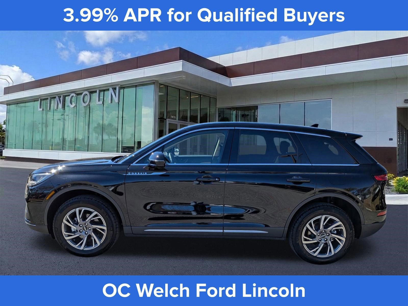 Used 2025 Lincoln Corsair FWD w/ Equipment Group 101A image 8