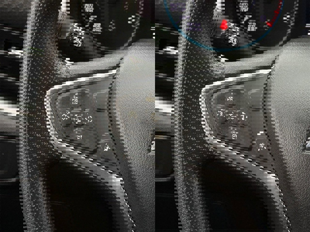 Used 2023 Chevrolet Malibu LT image 14