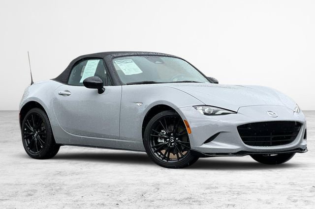 Certified 2024 MAZDA MX-5 Miata Club w/ Interior Package RWD image 2