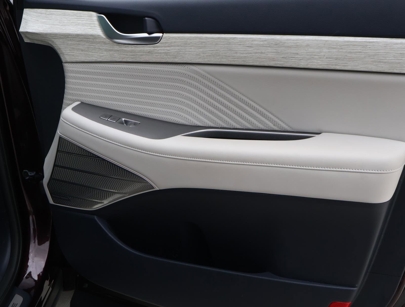 Used 2025 Hyundai Palisade Calligraphy image 17