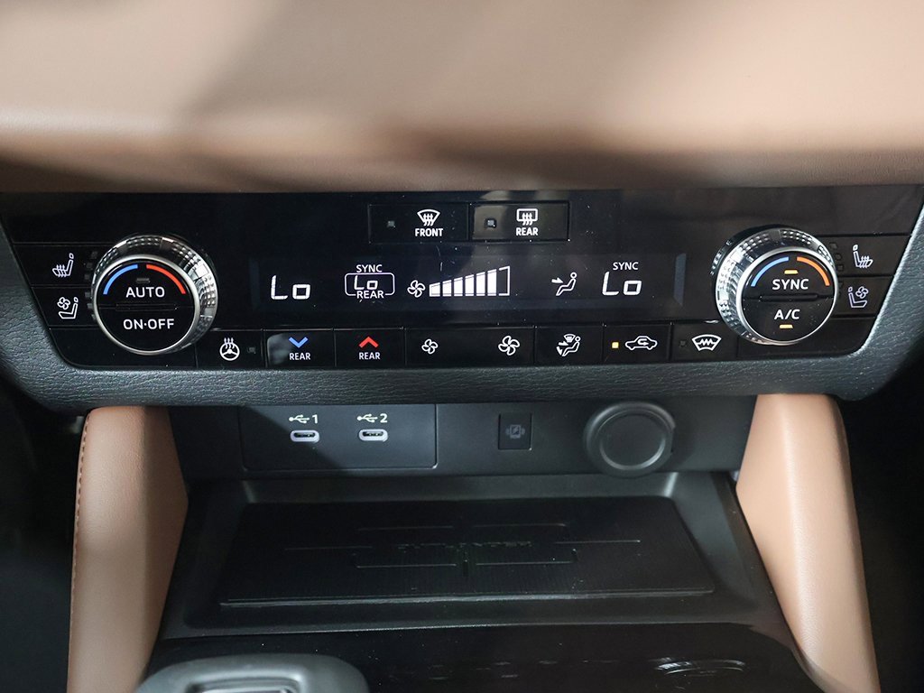 New 2025 Mitsubishi Outlander SEL image 54