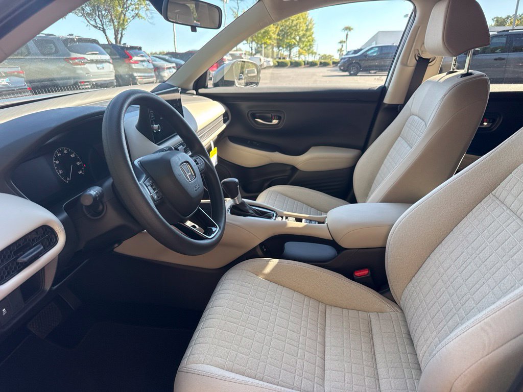 New 2027 Honda HR-V LX image 18