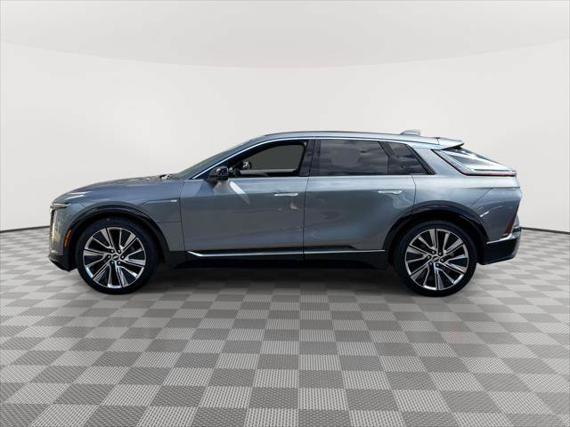 Used 2023 Cadillac Lyriq 2WD image 4
