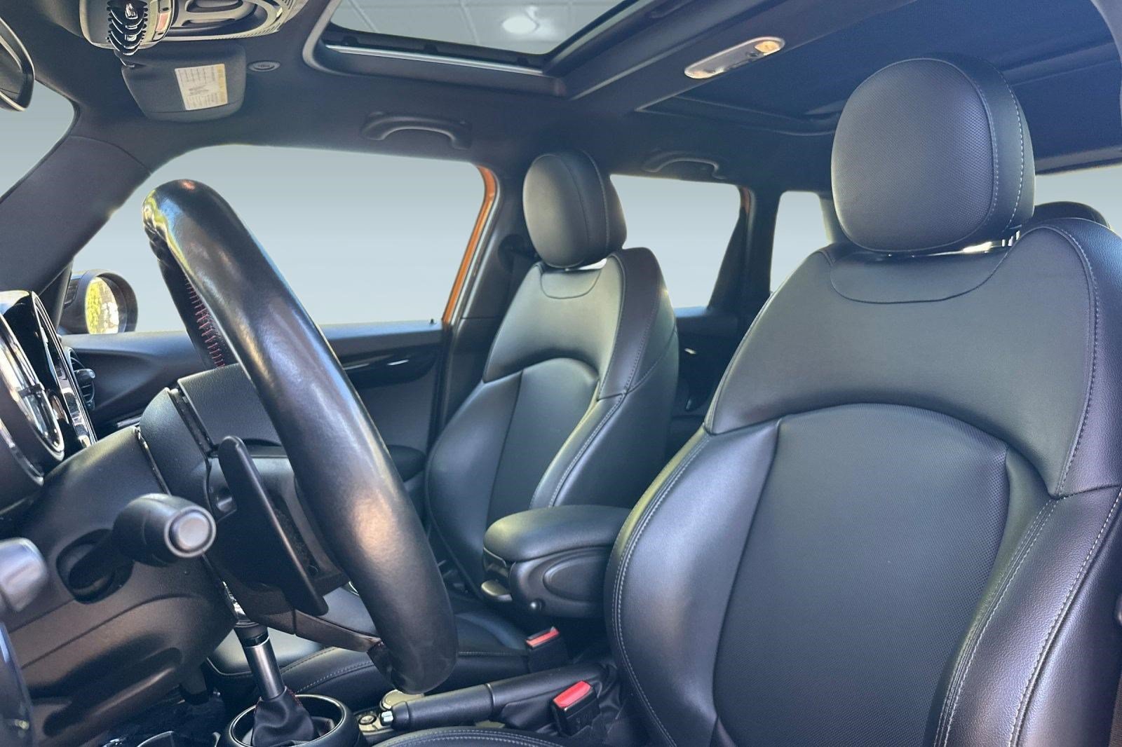 Used 2018 MINI Cooper S FWD image 26