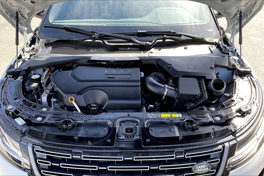 Certified 2025 Land Rover Range Rover Evoque S AWD/4WD image 30