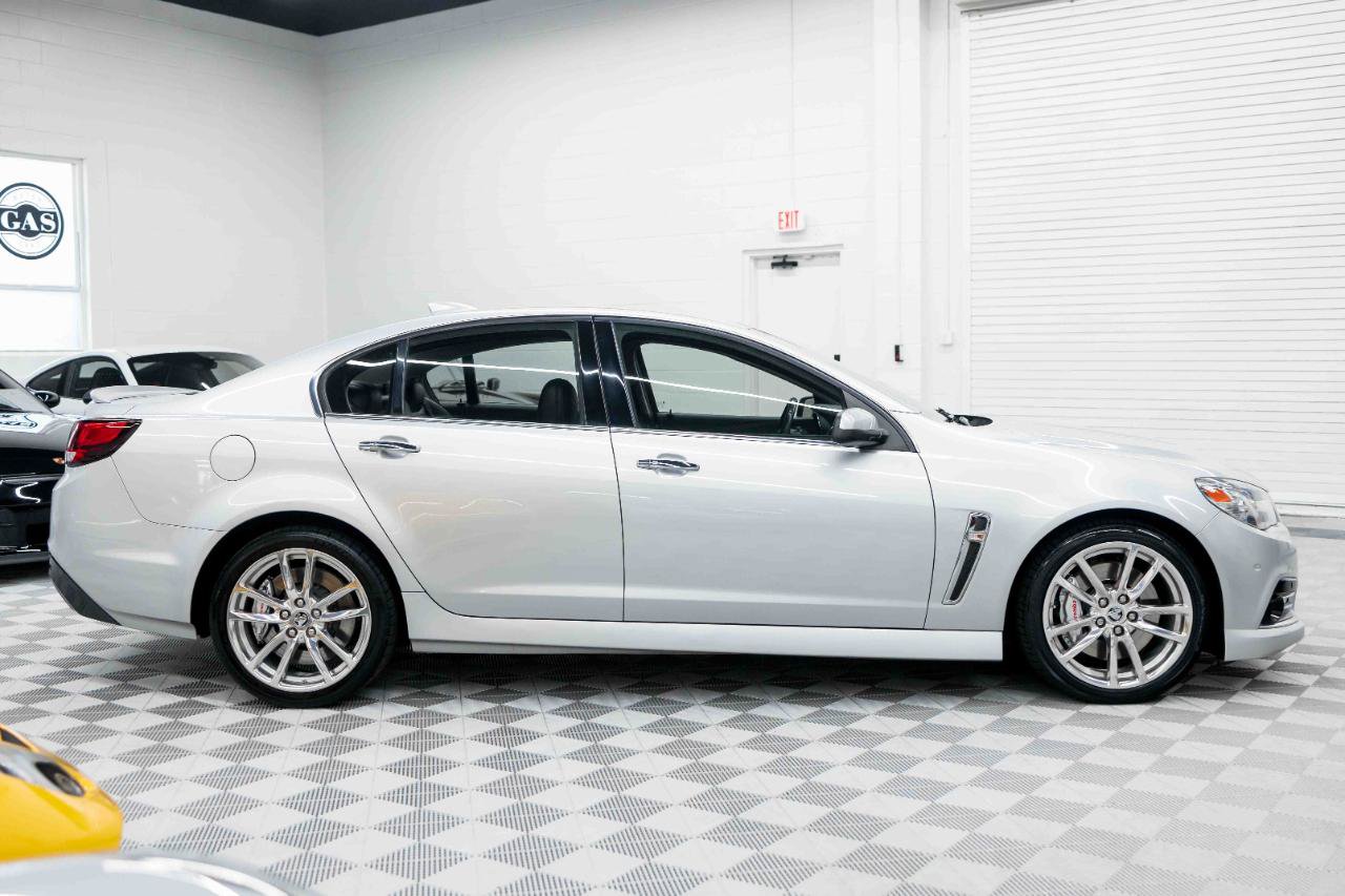 Used 2015 Chevrolet SS RWD image 7
