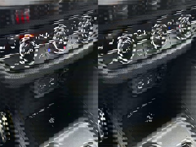 Used 2025 Acura ADX A-Spec image 21