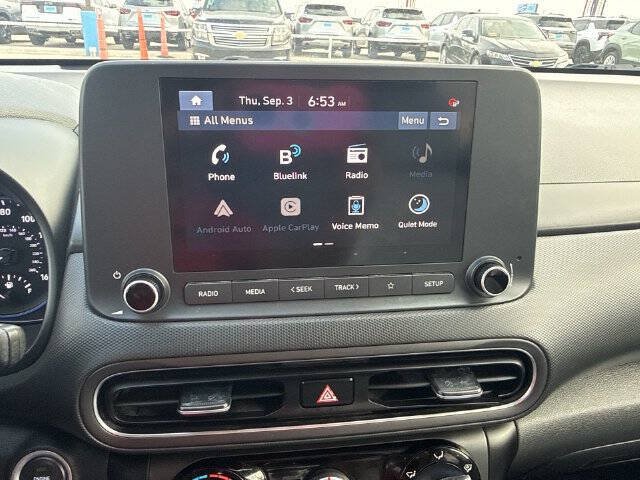 Used 2023 Hyundai Kona SEL AWD/4WD image 14