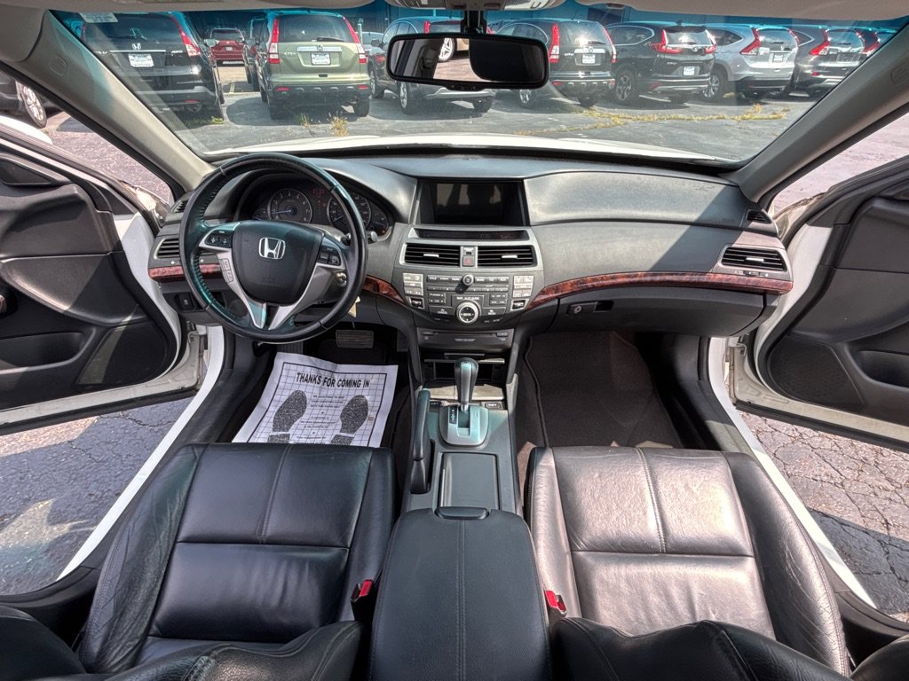 Used 2011 Honda Crosstour EX-L image 18
