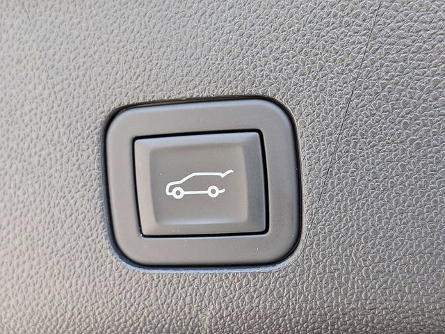 Used 2025 Cadillac Escalade Premium Luxury AWD/4WD image 15