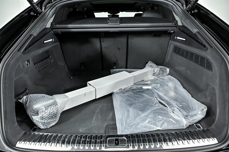 Used 2026 Audi RS Q8 performance AWD/4WD image 12
