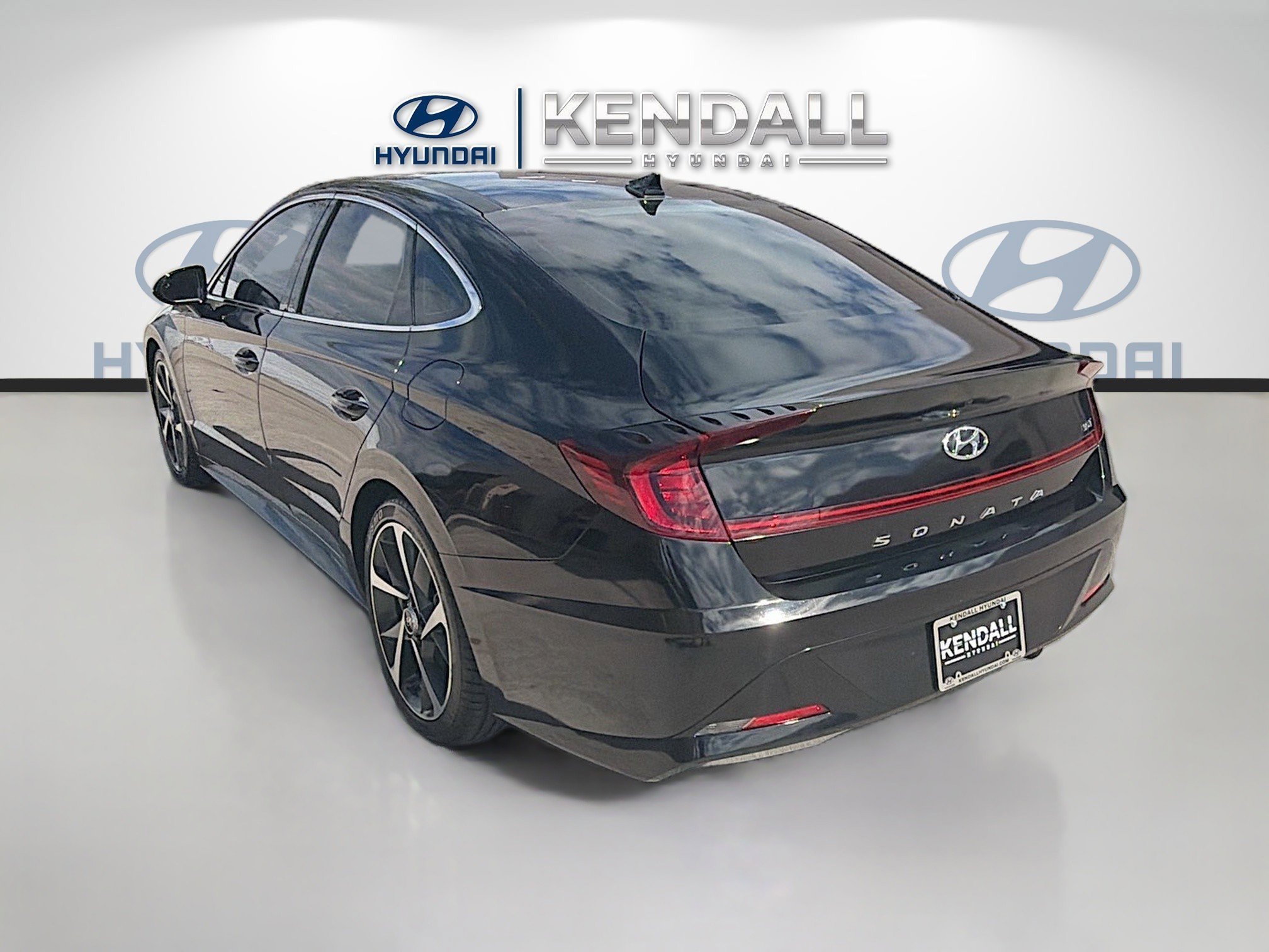 Used 2023 Hyundai Sonata SEL Plus image 4