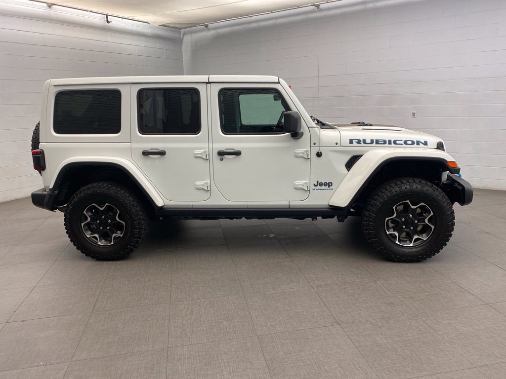 Used 2023 Jeep Wrangler Unlimited Rubicon 4xe w/ Cold Weather Group AWD/4WD image 6