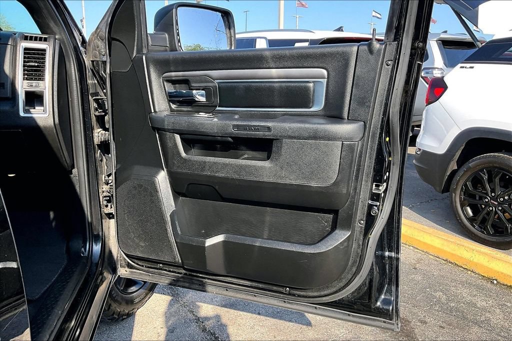 Used 2021 RAM 1500 Warlock AWD/4WD image 26