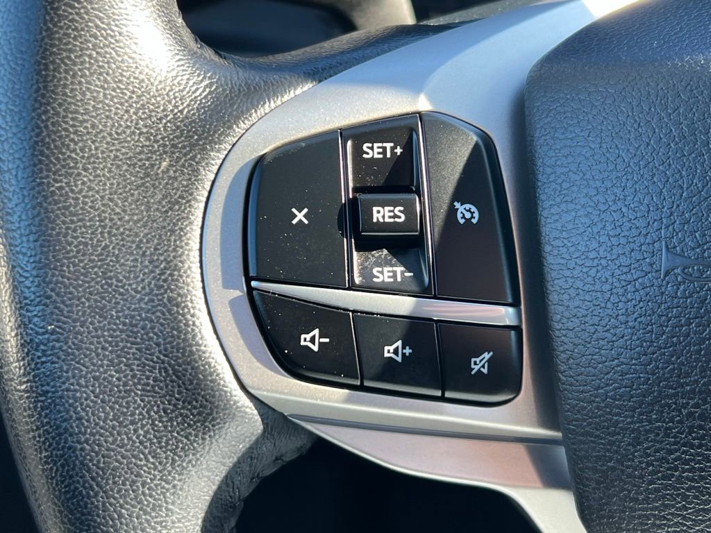 Used 2021 Ford Explorer XLT image 36