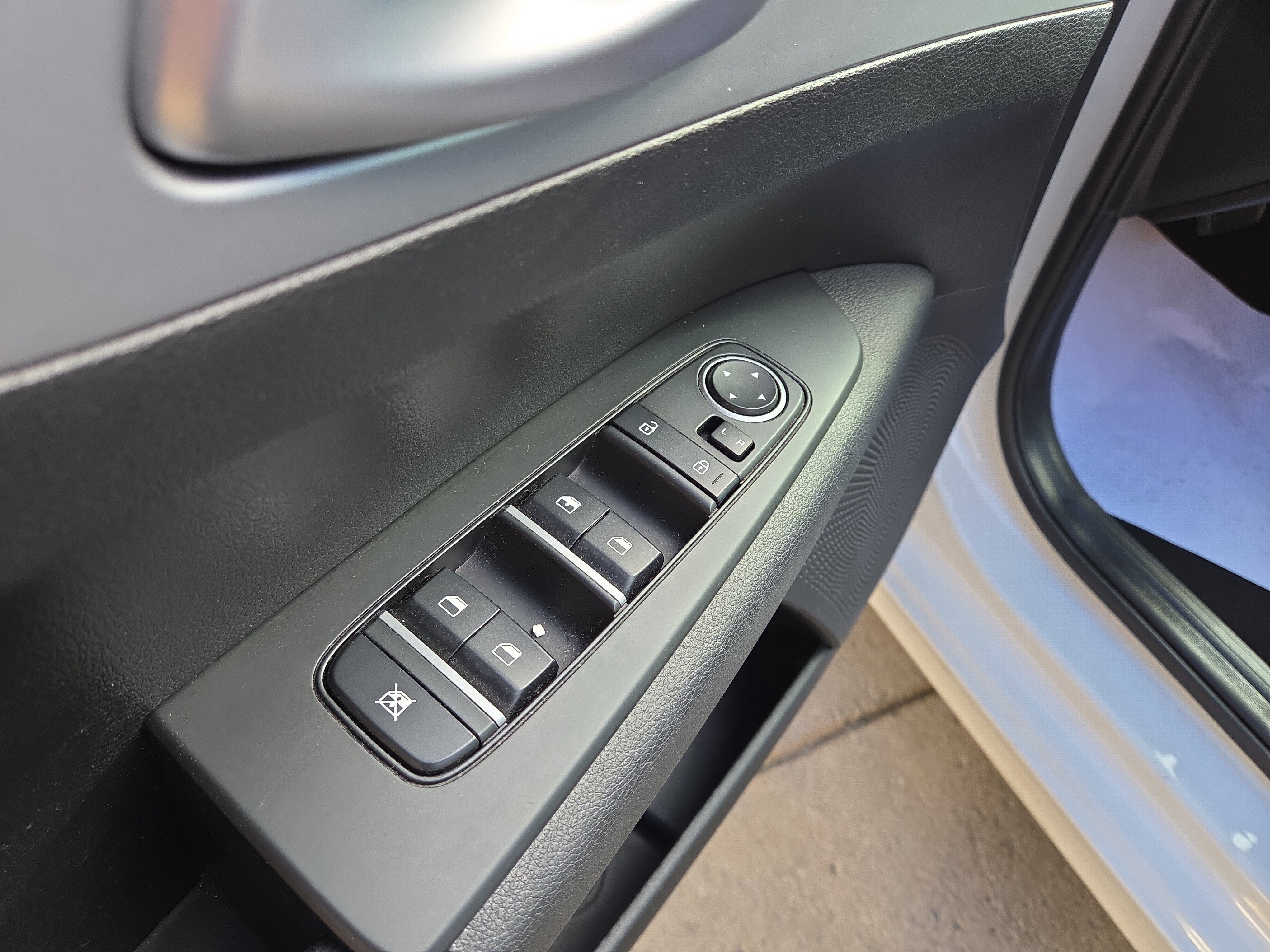 Used 2023 Kia Forte LXS image 15