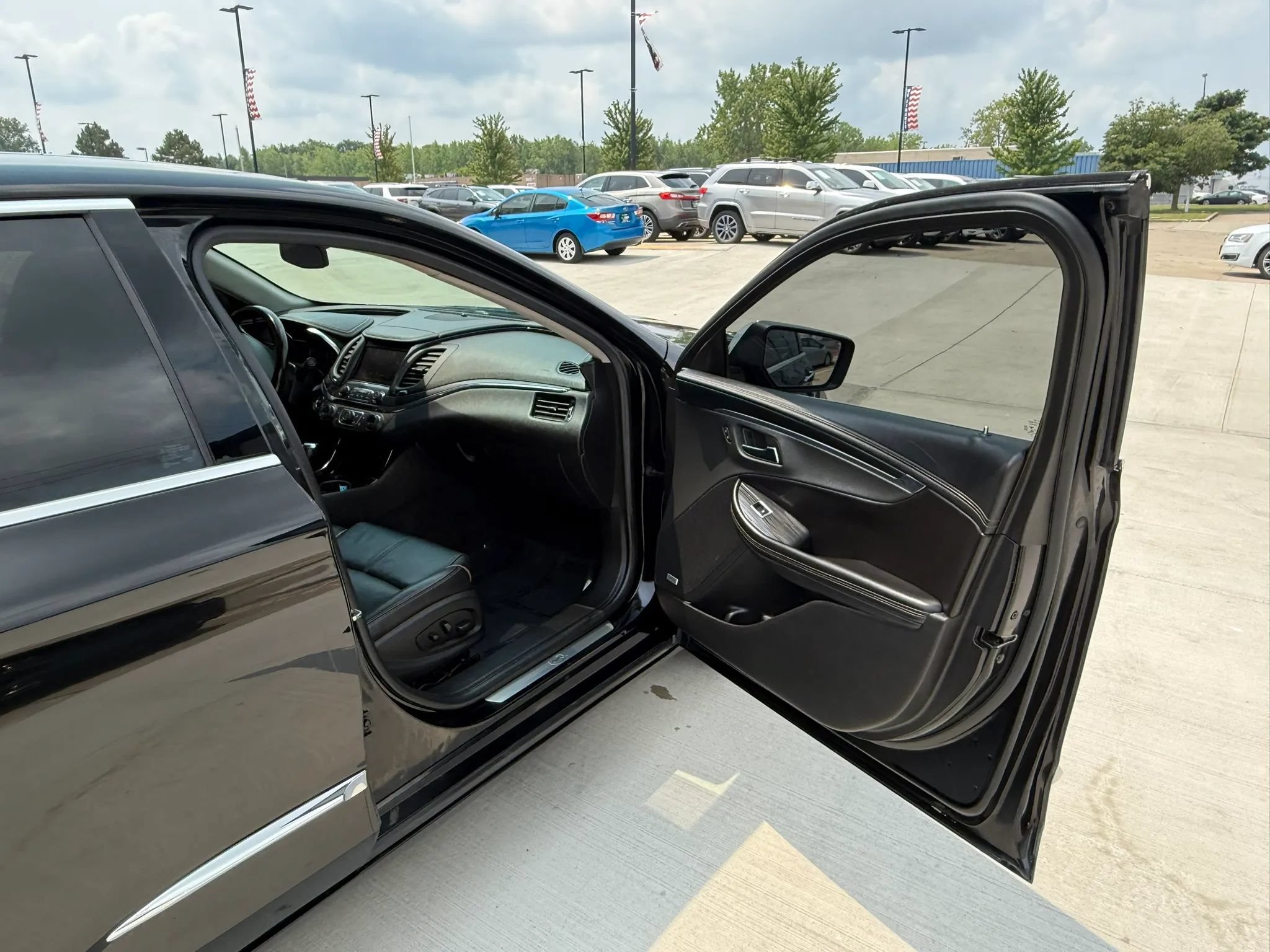 Used 2020 Chevrolet Impala Premier FWD image 23