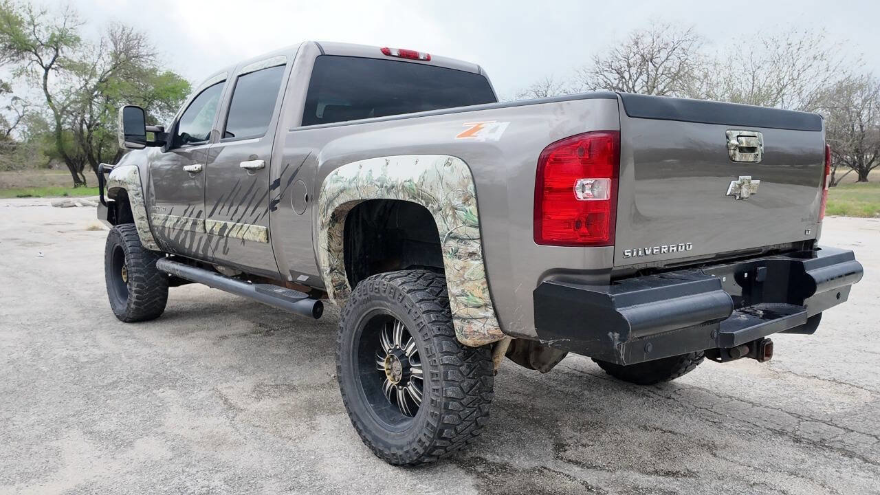 Used 2013 Chevrolet Silverado 2500 LT w/ Interior Plus Package image 5