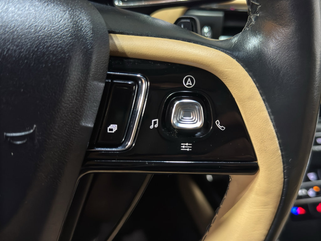 Used 2022 Lincoln Corsair Reserve w/ Equipment Group 201A image 25