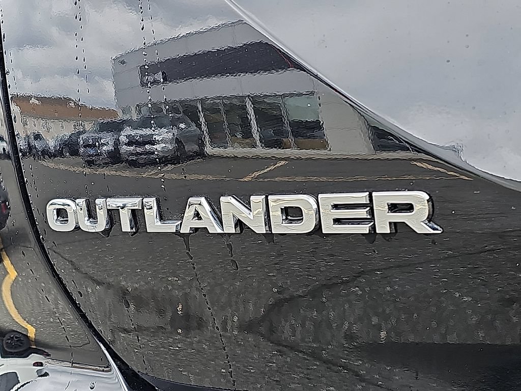 New 2026 Mitsubishi Outlander ES AWD/4WD image 21