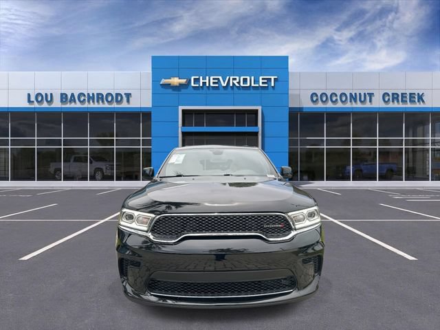 Used 2023 Dodge Durango SXT AWD/4WD image 3