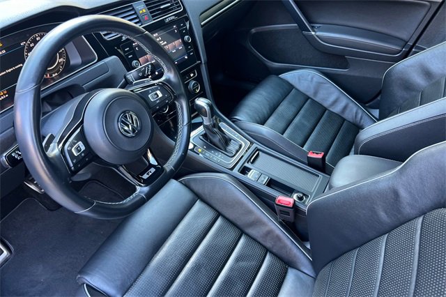 Used 2019 Volkswagen Golf R 4-Door image 10