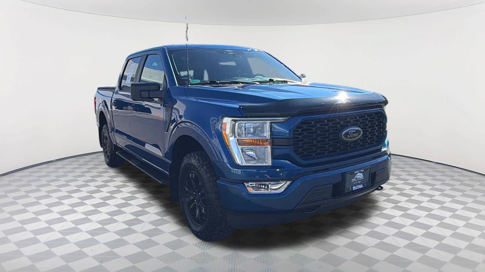 Used 2022 Ford F150 XL w/ STX Black Appearance Package AWD/4WD image 3