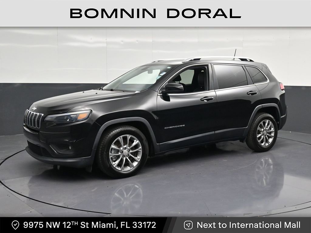 Used 2019 Jeep Cherokee Latitude Plus FWD video 1