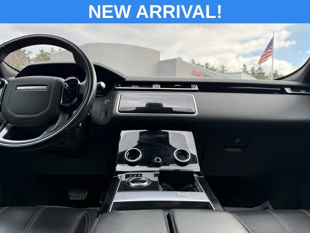 Used 2019 Land Rover Range Rover Velar R-Dynamic SE image 35