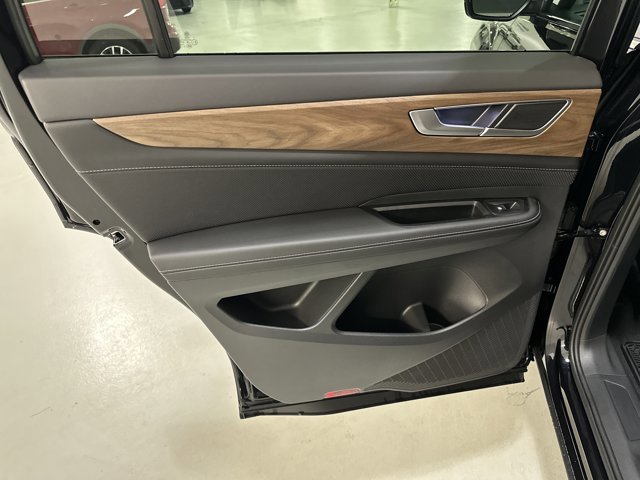 New 2026 Volkswagen Atlas SE image 23