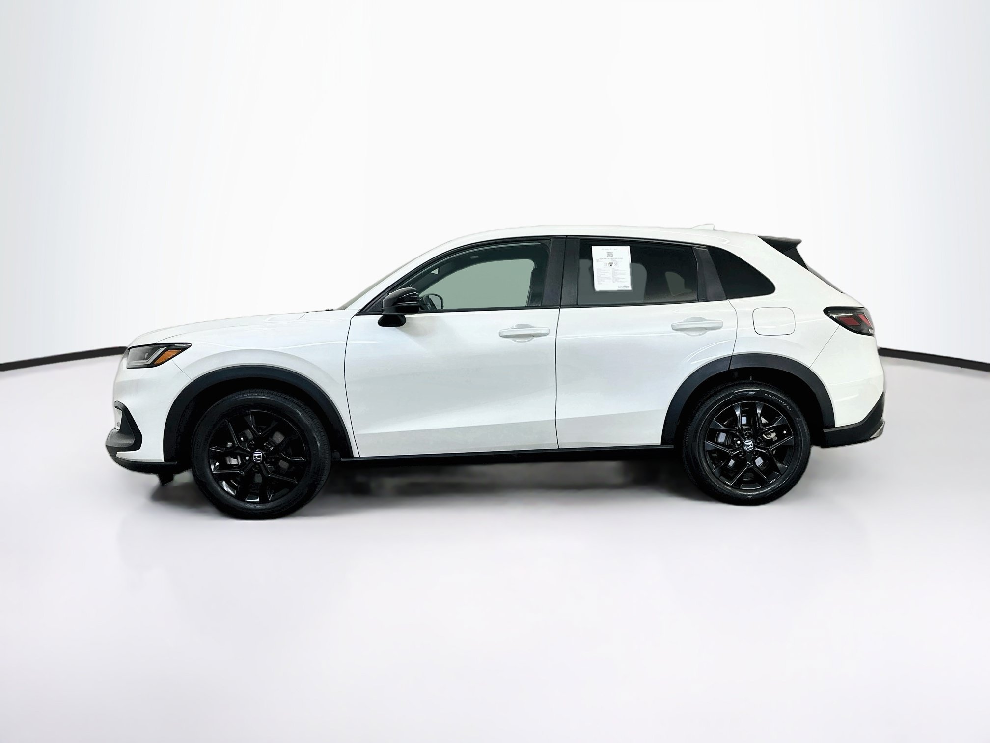 Used 2024 Honda HR-V Sport image 4