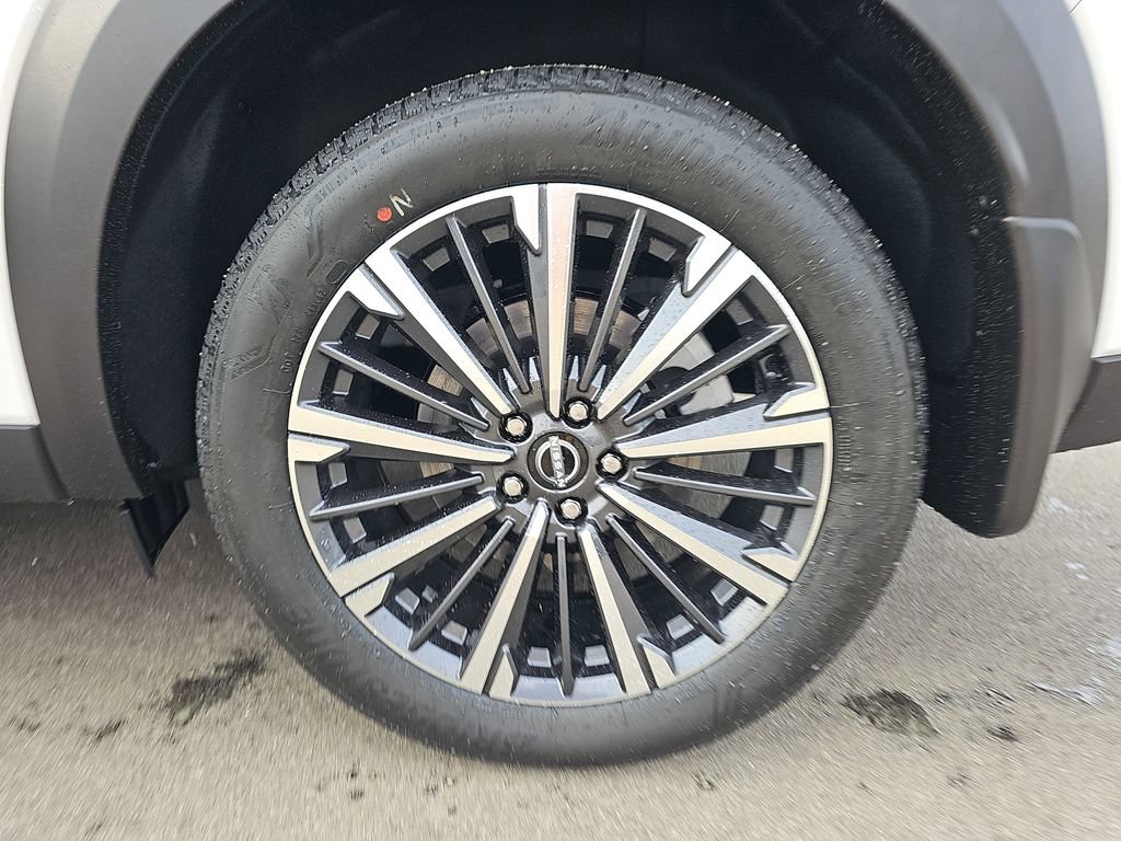 New 2026 Nissan Pathfinder Platinum w/ Lighting Package FWD image 37