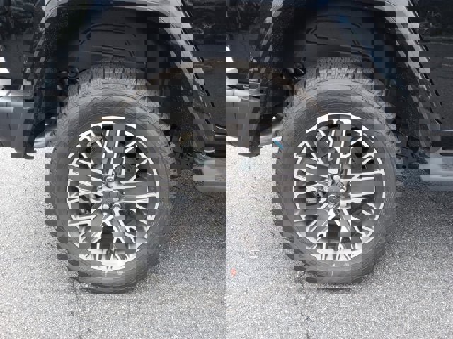 Used 2023 Jeep Wrangler Unlimited Sahara w/ Cold Weather Group image 7